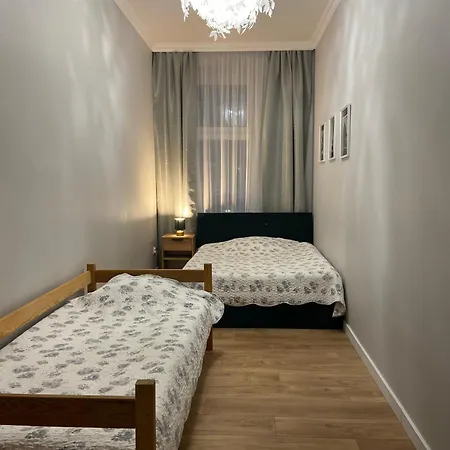 Na Przedmiesciu By Na Dni Wroclaw