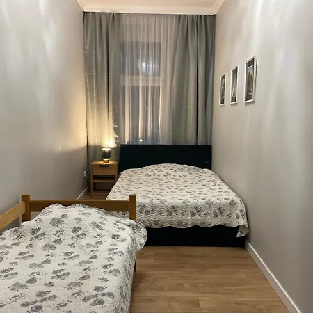 Na Przedmiesciu By Na Dni * Breslavia