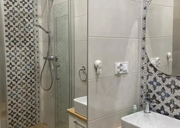 Na Przedmiesciu By Na Dni